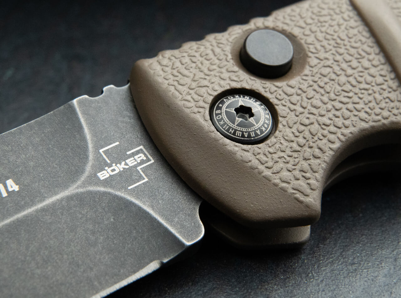 Kapesní nůž Böker Plus AKS-74 Brown Dagger Smokewash