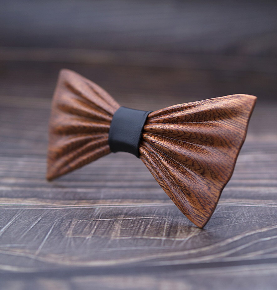 Dřevěný motýlek s manžetovými knoflíčky 709040