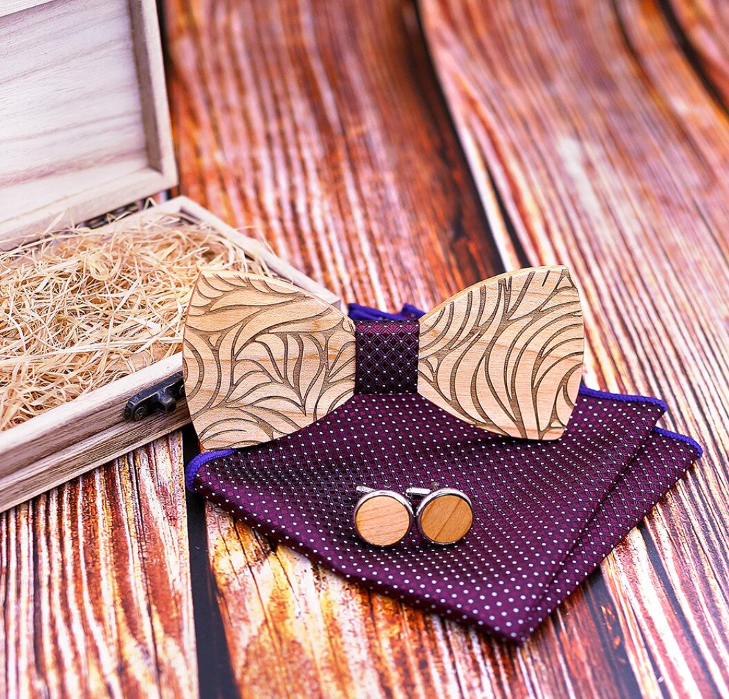 Dřevěný motýlek s kapesníčkem a manžetovými knoflíčky 709206