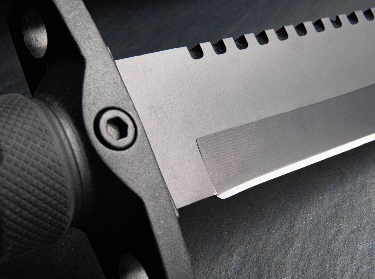 Nůž s pevnou čepelí John Jay Survival Knife