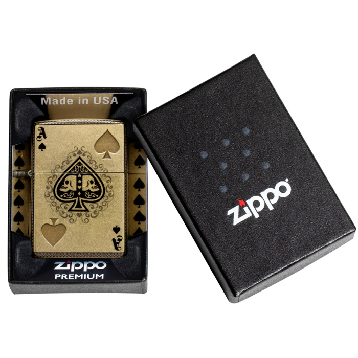 Benzínový zapalovač Zippo Ace of Skulls Design